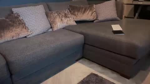 Rhiannon online show from March 14, 4:13 am