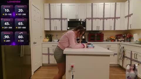 Bubbles online show from December 5, 9:32 am