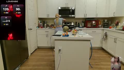 Bubbles online show from June 5, 7:47 am