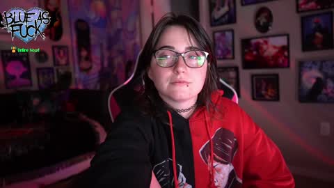 Blue online show from December 14, 2:00 am