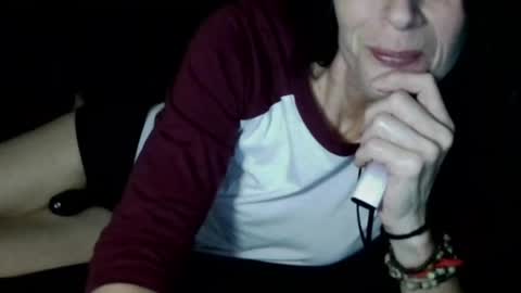 Blueeyedlie online show from July 22, 6:03 am