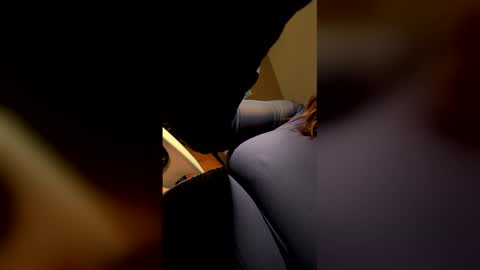 bluelady3405 online show from January 8, 10:03 pm