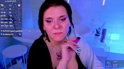 Hi my name is Lunaray online show from November 22, 11:24 am