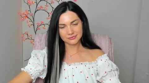 Kelly online show from June 20, 9:57 am