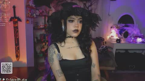   Im Nym  Justa nymph on twitter and IG online show from October 26, 1:34 am