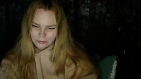 blushing_star online show from November 3, 5:06 pm