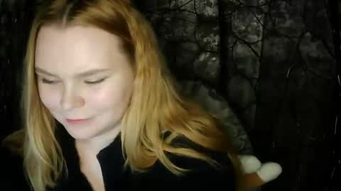 blushing_star online show from October 23, 7:20 pm