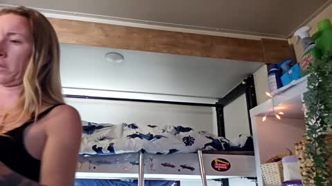 MamaMorgan online show from October 15, 8:22 pm