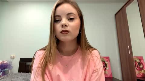 Margot online show from March 23, 3:18 pm