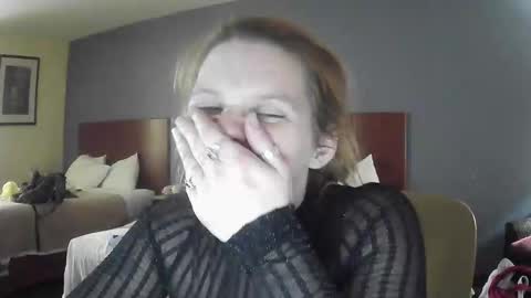 Delirious online show from February 7, 8:40 am