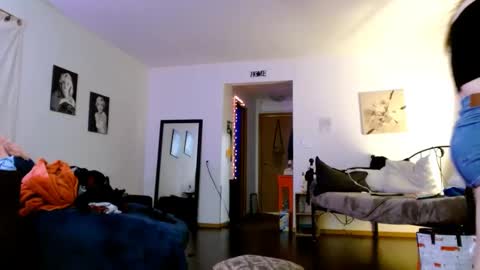 BombshellBaeby online show from October 8, 1:43 am