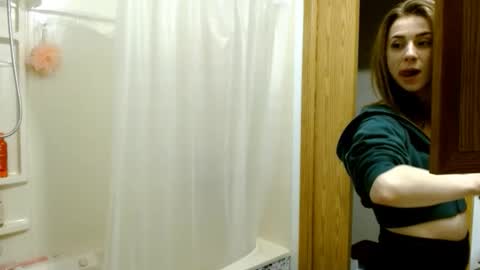 BombshellBaeby online show from February 23, 6:57 am