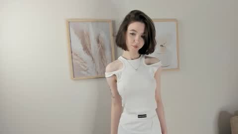 Bondicca online show from September 26, 2:15 pm