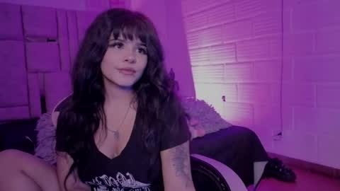 Bonnie Anderson  online show from June 13, 12:41 am