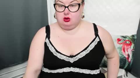 Bonnie online show from December 19, 6:23 am