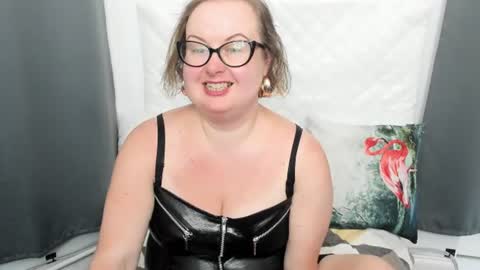 Bonnie online show from June 13, 10:02 am