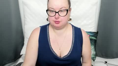 Bonnie online show from November 29, 6:50 am