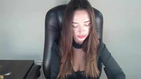 Snapshot of bonniexxx_ chatting on October 2, 7:35 am Bonnie online show from October 2, 7:35 am
