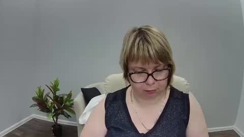bonnnyboobsy online show from July 22, 9:27 pm