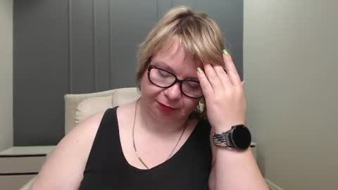 bonnnyboobsy online show from July 28, 7:39 pm