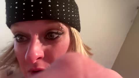 boobookittyfuxx online show from March 21, 4:06 am