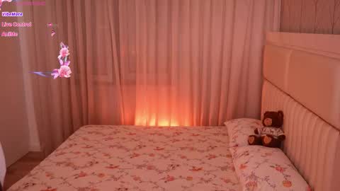 boootyfrytti online show from February 25, 7:45 pm