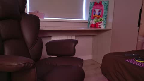 Hallie online show from March 7, 3:35 am