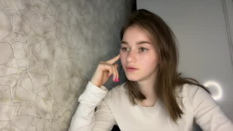 Kate online show from April 1, 5:43 pm