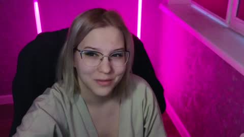 Belle  online show from January 20, 3:15 am