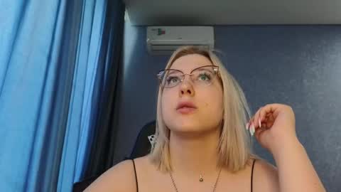 Belle  online show from May 28, 4:43 am