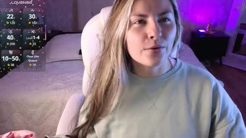 BRANDY  online show from October 1, 1:05 pm