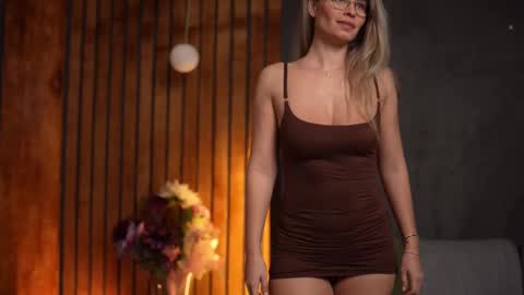 Alex online show from March 12, 4:41 am