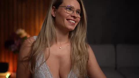 Alex online show from February 9, 4:36 am