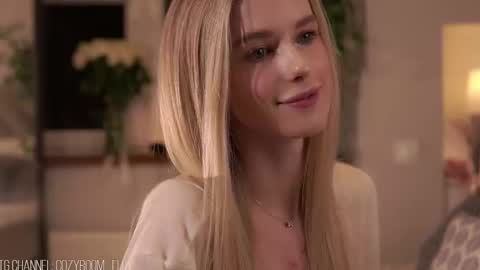 Eli online show from September 19, 9:14 pm