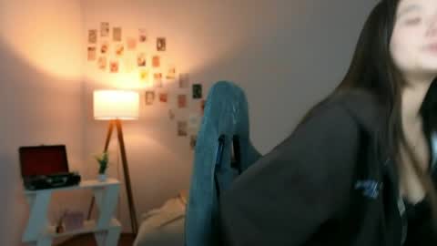 Rachel online show from April 16, 8:08 pm