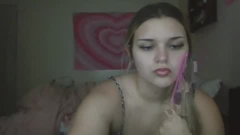 breebabexoxo online show from June 9, 6:35 am