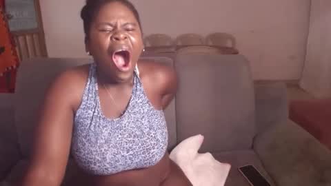 Valentina online show from February 7, 6:45 am