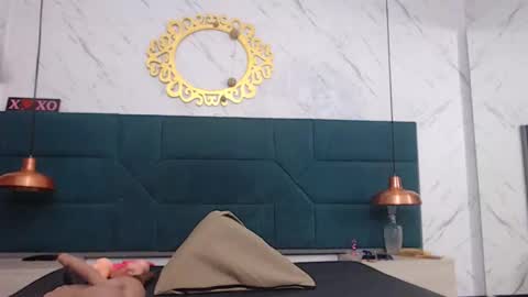 BRENDA VELASQUEZ online show from December 4, 8:42 pm