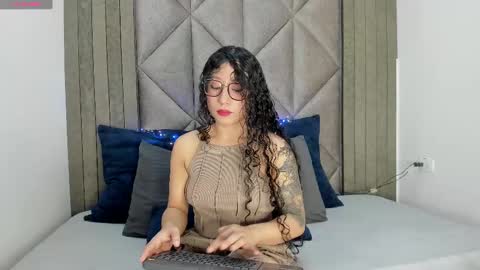 B R I A  online show from February 13, 4:11 am