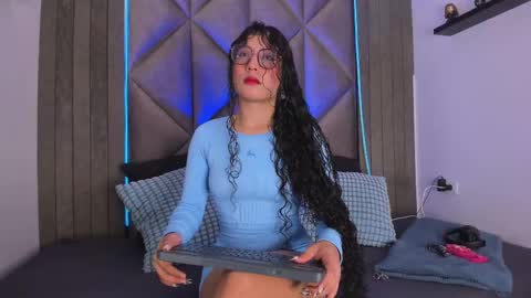 B R I A  online show from September 23, 2:32 am