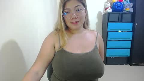 Briana online show from June 27, 1:07 am