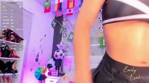 Brianna Ortiz online show from June 18, 3:39 pm