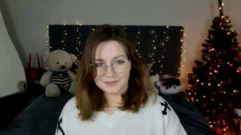 briarwynn online show from December 16, 11:54 pm