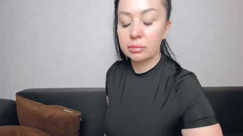 Snapshot of brilliantegirl_ chatting on September 11, 7:31 am brilliantegirl_ online show from September 11, 7:31 am