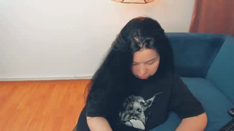 brilliantegirl_ online show from June 7, 7:26 am