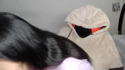 Snapshot of britannysexxy chatting on October 17, 12:08 pm scarleth follow mee 3 kis online show from October 17, 12:08 pm