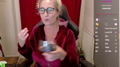 Lady Annabelle Montgomery online show from September 12, 9:44 pm