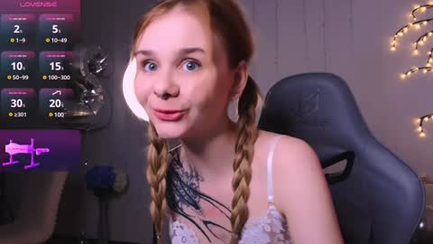 Britney online show from December 29, 8:37 pm