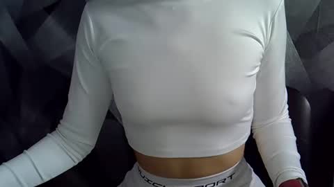 BritneyxKittens online show from November 9, 6:31 am