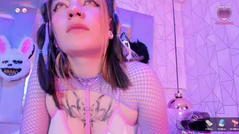     online show from January 24, 4:28 pm